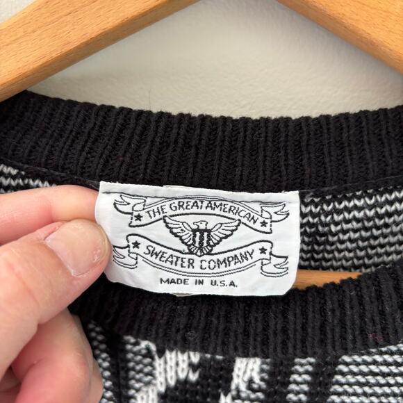 VTG 80's Great American Sweater Company Black White Geometric Sweater Unisex - Picture 3 of 7
